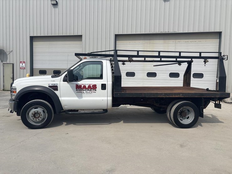 2008-ford-f550-image-2