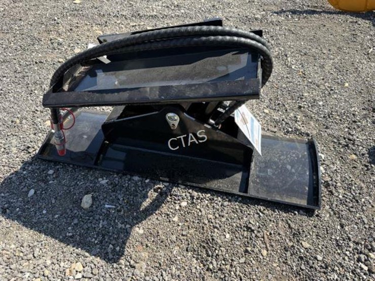 #163-•-mini-skid-steer-bulldozer-image-1