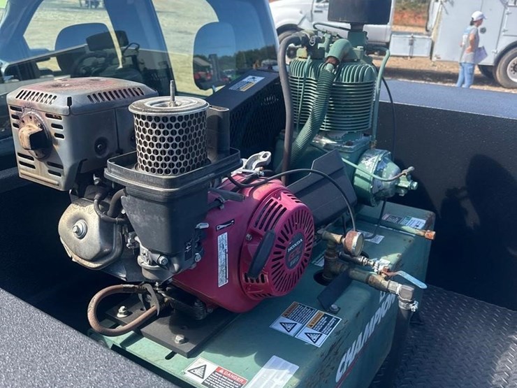 2018-ford-f350-sd-xl-image-8