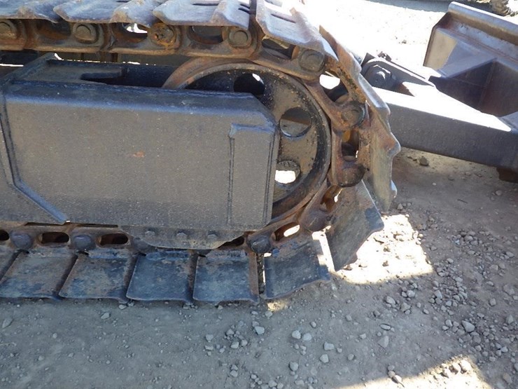 takeuchi-tb260-image-11
