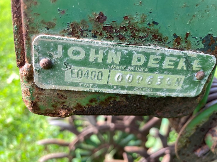 john-deere-400-image-10
