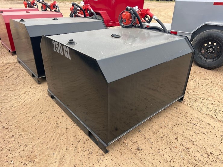 unused-xstar-250-gallon-fuel-tank-image-3