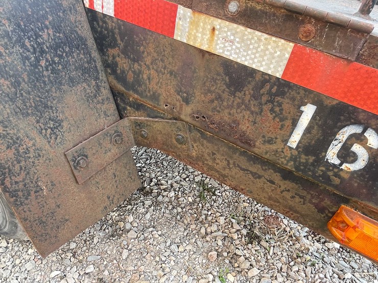 #8619-•-miller-big-40-welder-(aps)-image-43