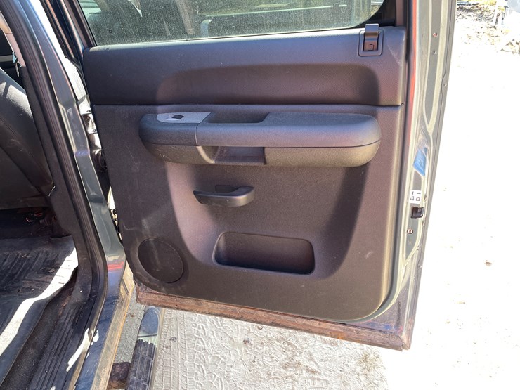 2010-chevrolet-silverado-1500-image-51
