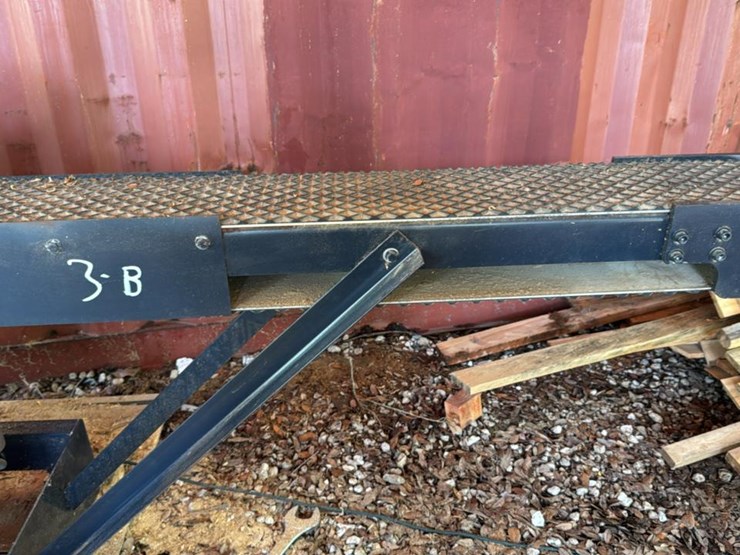#103b-•-pallet-lumber-resaw-image-17