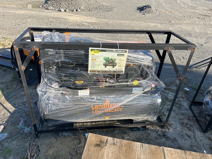 #48-•-landhero-40-gallon-two-stage-air-compressor-image-1