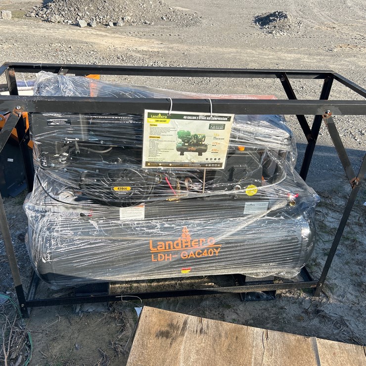 #48 • LANDHERO 40 GALLON TWO STAGE AIR COMPRESSOR