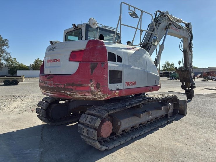 2017-takeuchi-tb2150-image-3