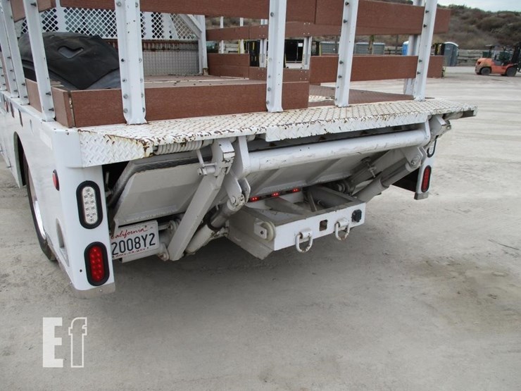 2008-ford-f550-image-15