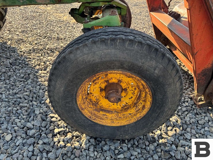 john-deere-630-image-42
