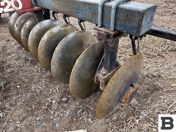 hesston-2420-image-17