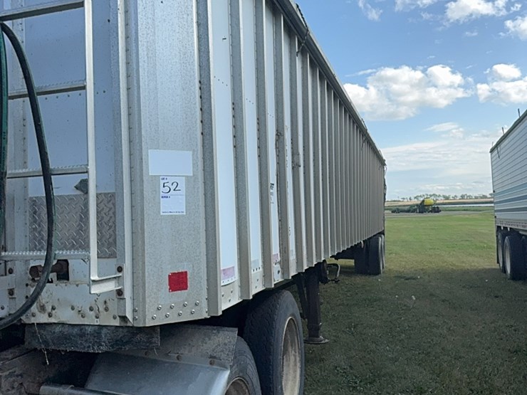 41’-rr-live-bottom-grain-trailer,-has-roll-tarp-image-18