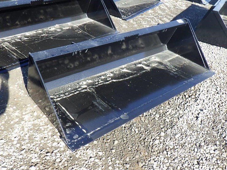 swict-skid-steer-bucket-78"-image-4