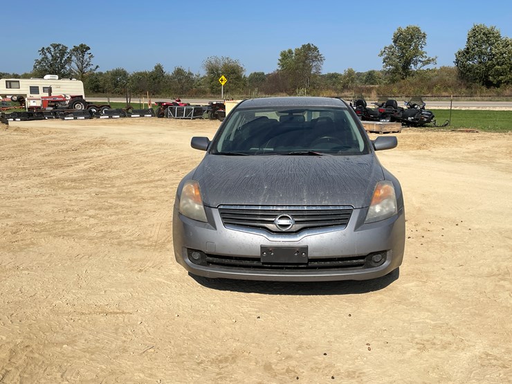 #108-•-2009-nissan-altima-(has-wi-title)-image-2