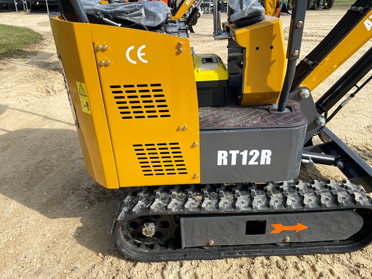 #203-•-new-rt12r-mini-excavator-image-20