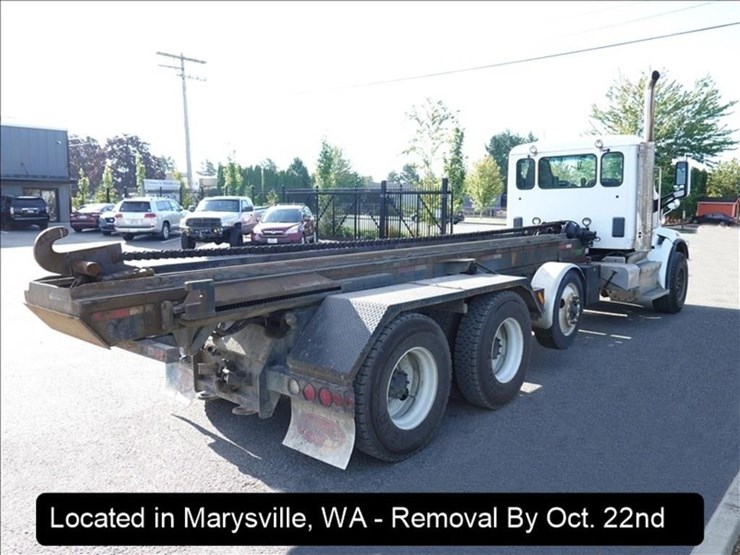 2015-peterbilt-567-image-27