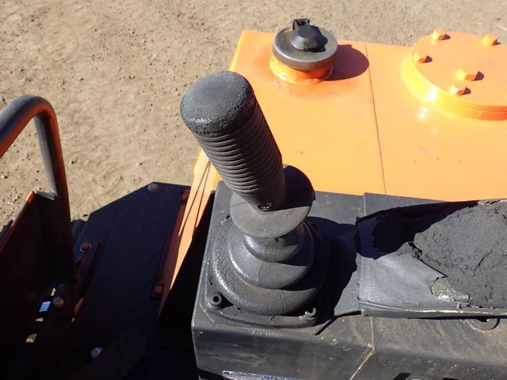 takeuchi-tb260-image-31