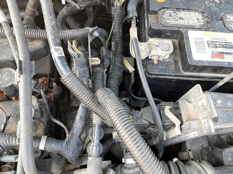 #115-•-2011-ford-focus-(has-wi-title)-image-37