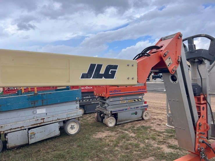 2018-jlg-t500j-image-22