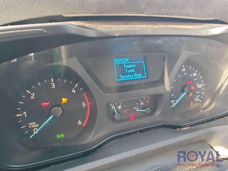 2017-ford-transit-image-35