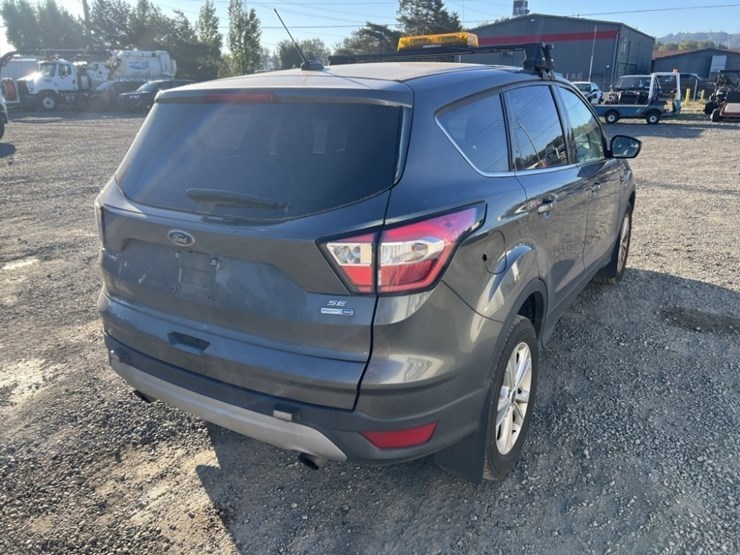 2017-ford-escape-image-4