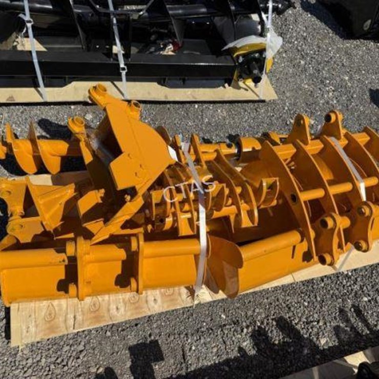#140 • CAT301 Excavator Attachment Set - Qty:8