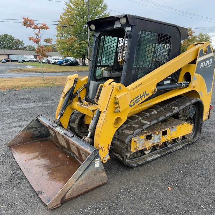 2014 GEHL RT210