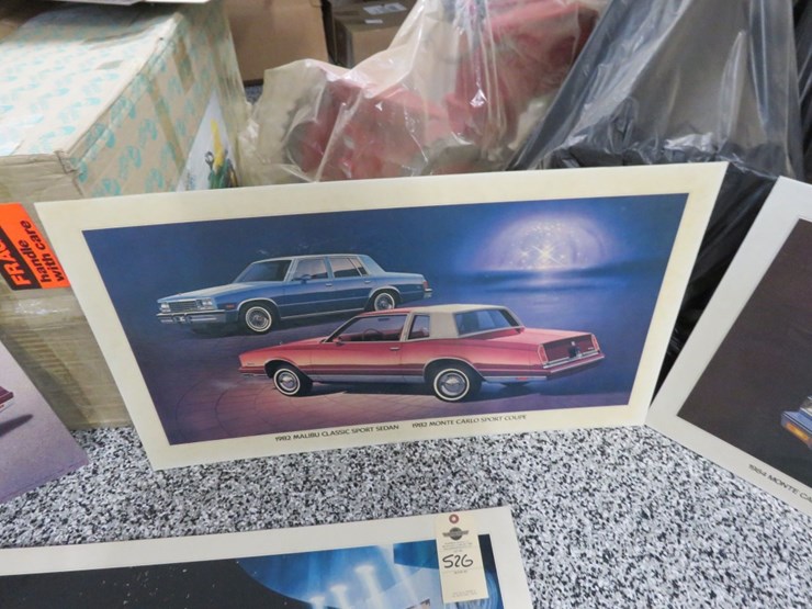 1980-1983-chevrolet-monte-carlo-litho-dealership-car-pictures-image-4