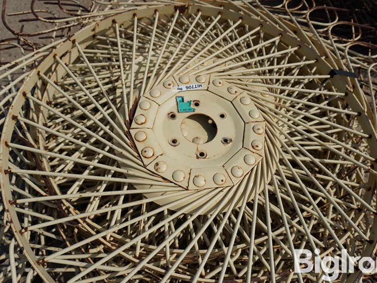 56"-wheel-rake-wheels-image-10