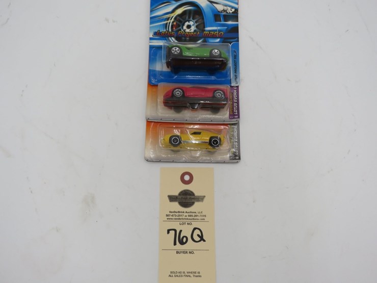 hot-wheels-and-matchbox-toy-group-image-6