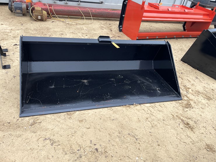 #2009-•-new-kc-78"-skid-steer-bucket-image-2