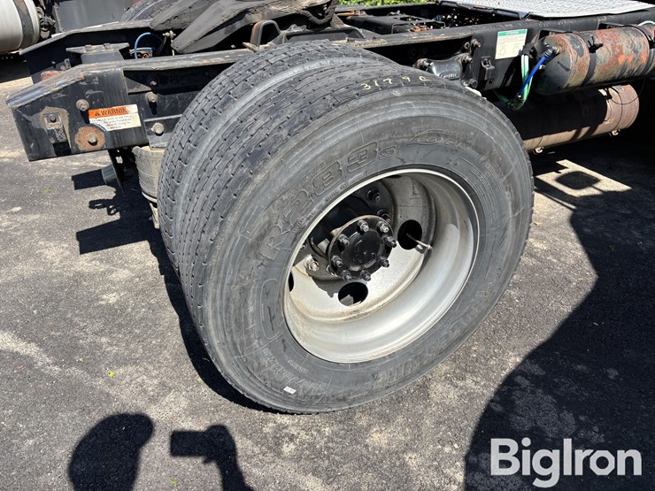 2006-freightliner-m2-truck-tractor-image-20