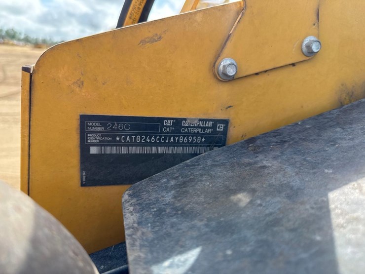 2012-caterpillar-246c-image-13