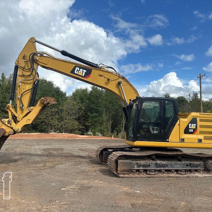 2019 CATERPILLAR 320