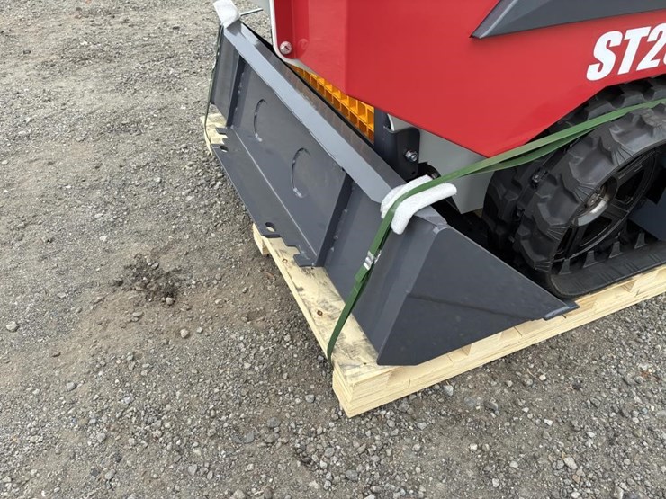 2025-bttl-st28h-6-skid-steer-track-loader-image-5