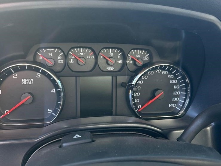 2023-chevrolet-silverado-6500hd-image-56