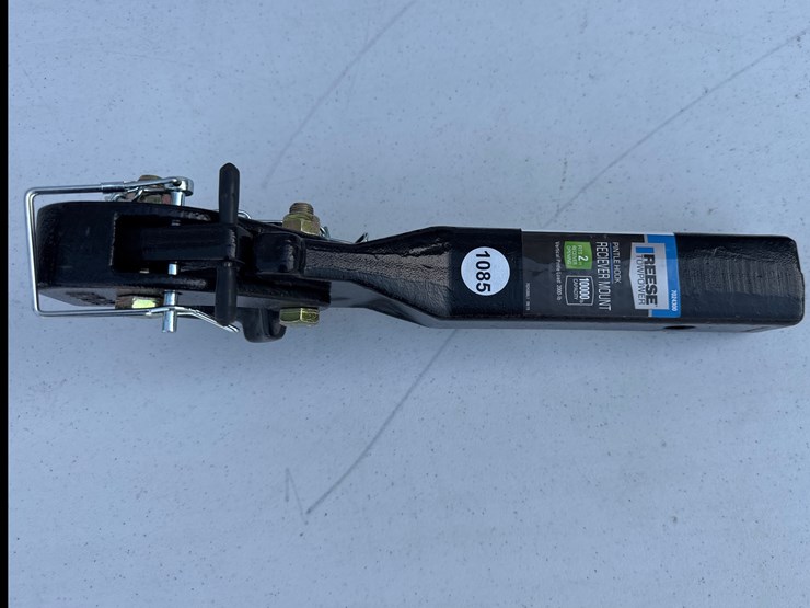 #1085-•-reese-pintle-hitch-image-2
