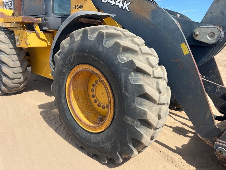2009-deere-544k-image-26