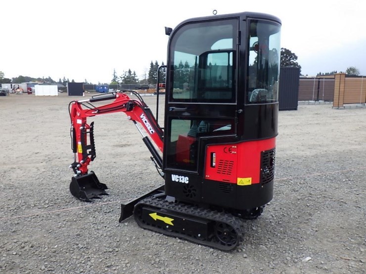 2025-vicsec-13c-hydraulic-excavator-image-2