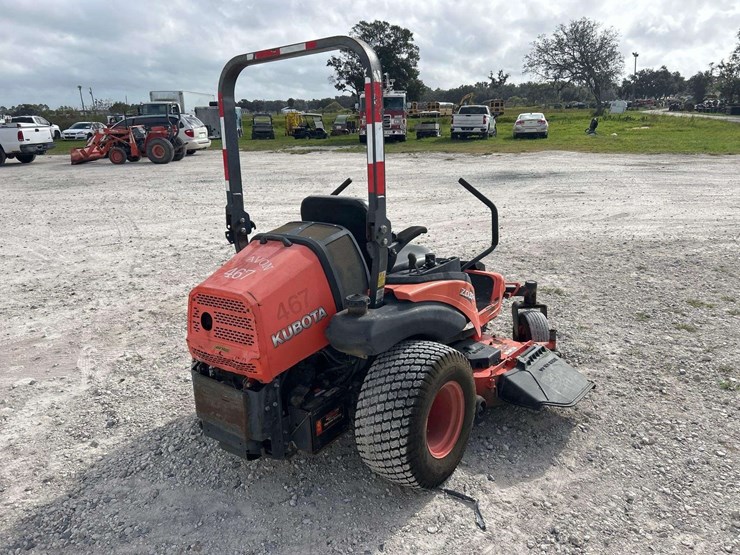 zero-turn-mower-image-3