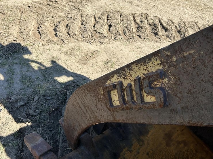 deere-200-lc-image-24