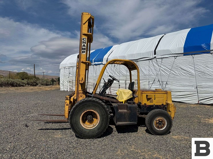 champ-forklift-image-2