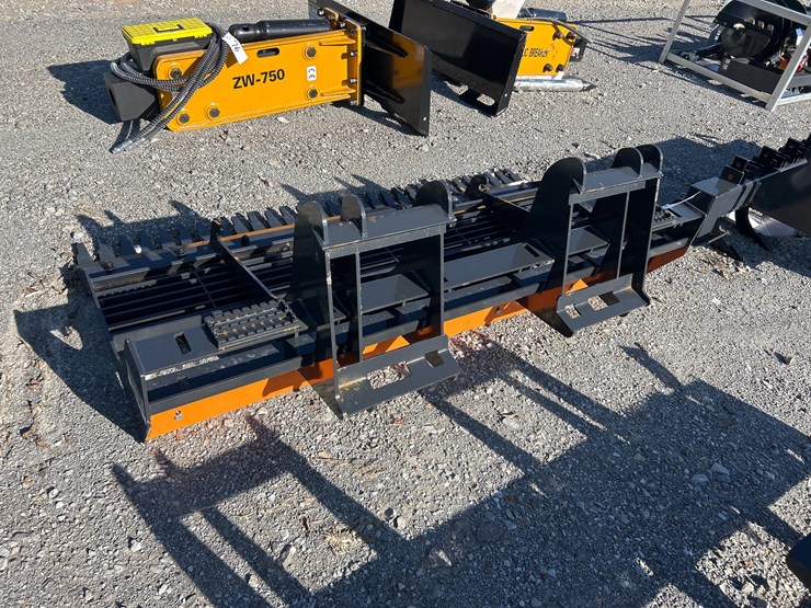 #75-•-72”-skid-steer-land-leveler-image-3