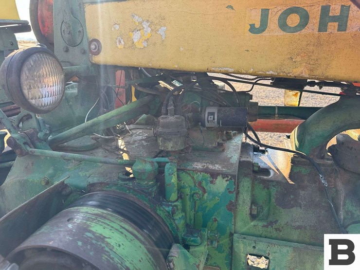 john-deere-630-image-37