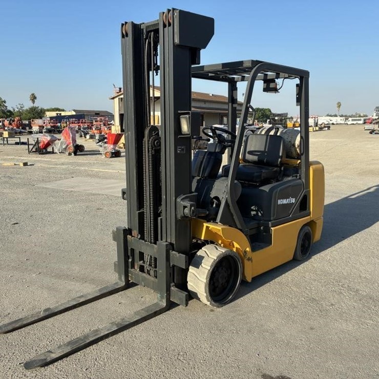 2004 KOMATSU FG30SHT-14