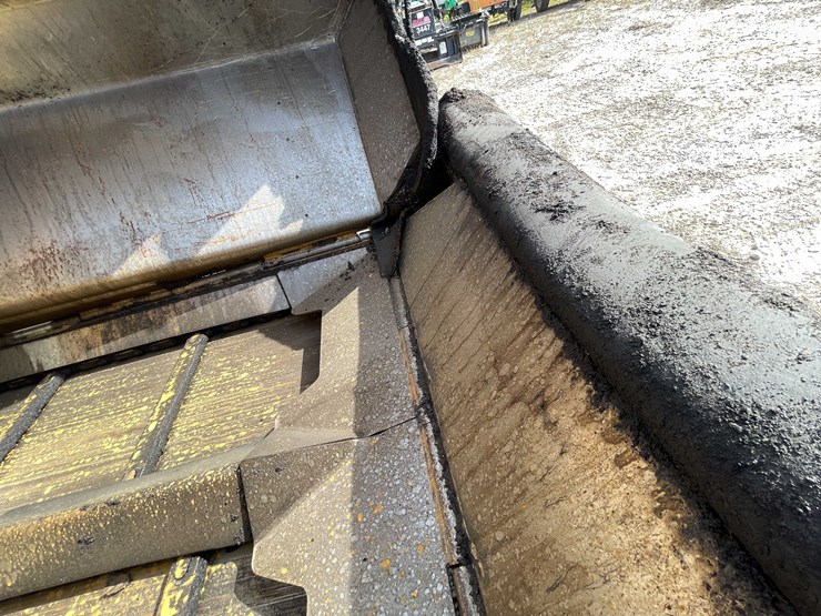 #8612-•-2019-cat-ap100f-asphalt-paver-(aps)-image-35