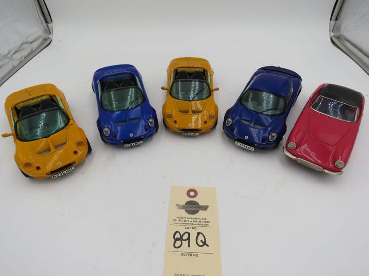 toy-car-grouping-image-1