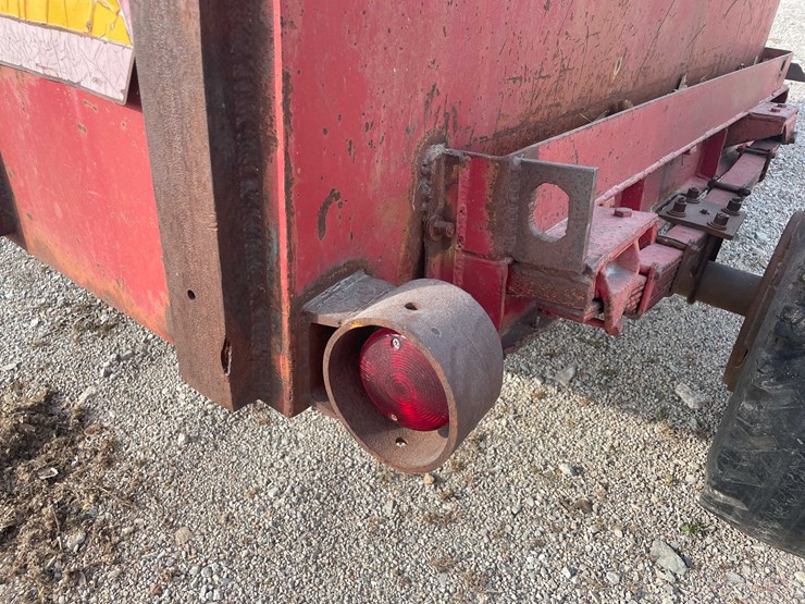 #8632-•-jobsite-parts,-tool-and-grease-trailer-(maq)-image-22