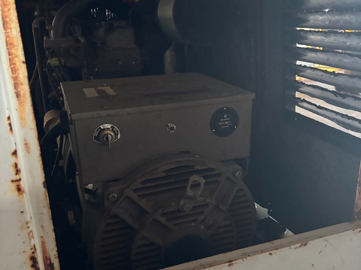 #1220-•-30kw-diesel-generator-image-4