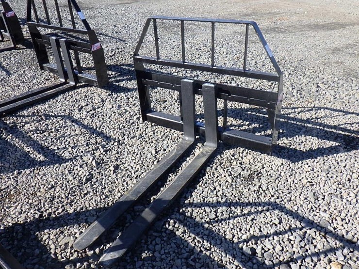 kivel-skid-steer-fork-attachment-48"-image-1